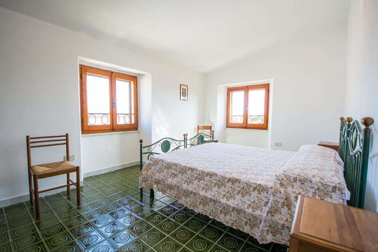 La Corte Del Maria Rosaria Orosei Exterior foto